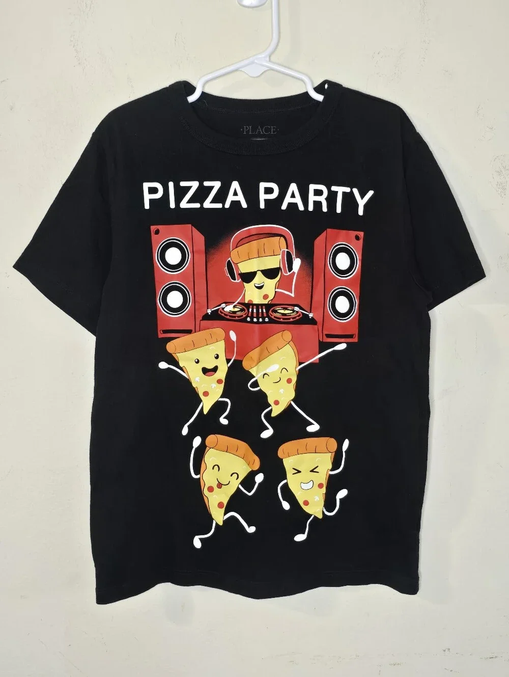 The Children's Place Boys T-Shirt Size 7/8 Black Pizza Party DJ Graphic Kids Tee